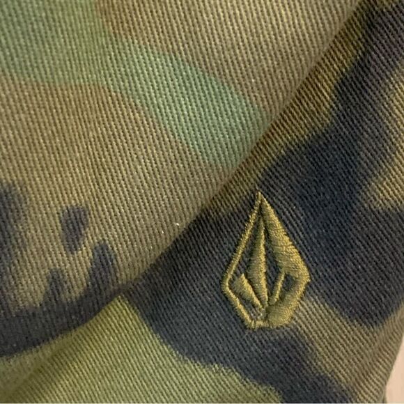 Volcom Camo Flat Front Short Vmonty Stretch 22  Size 28 - Picture 7 of 13